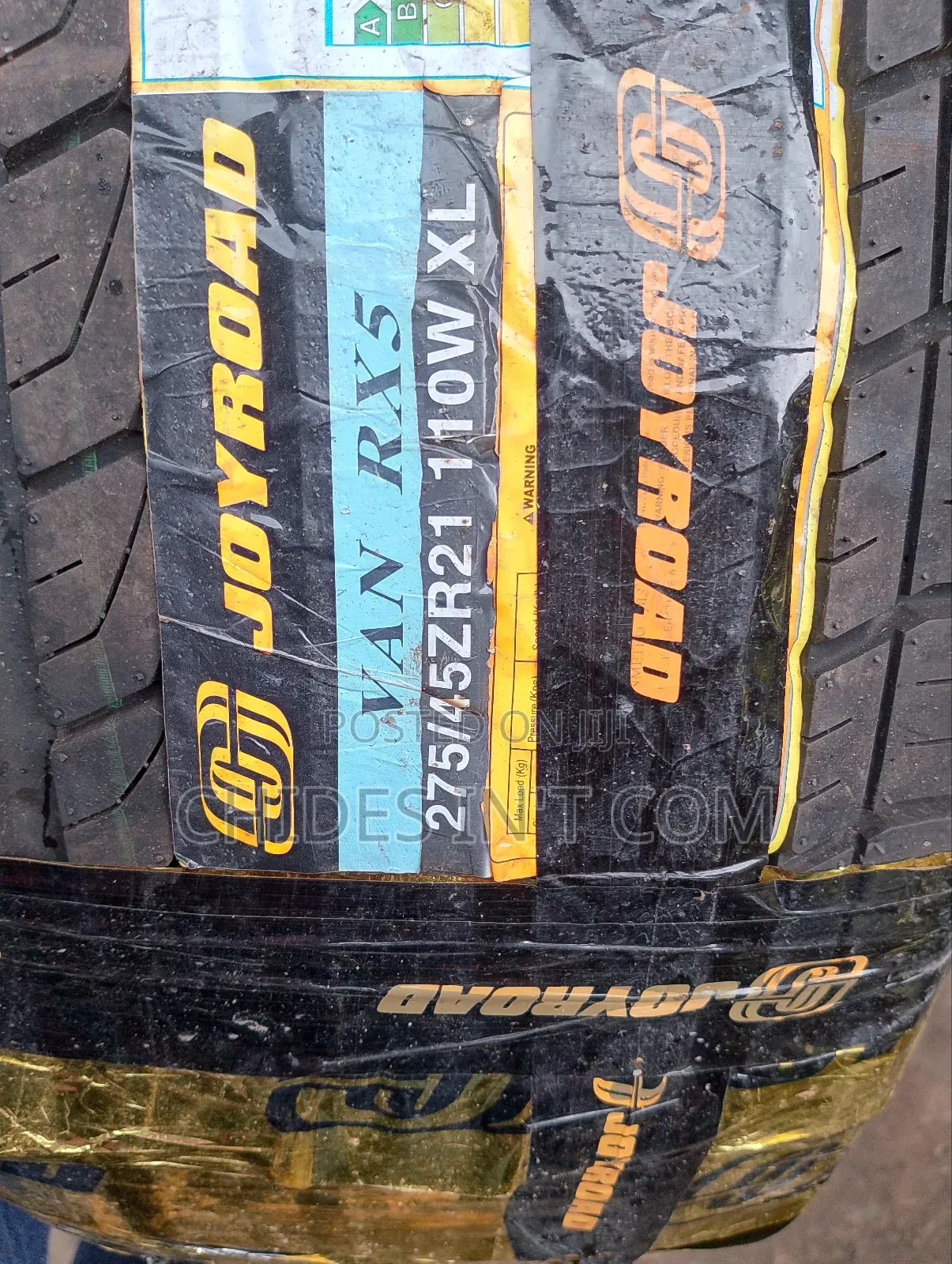 275/45/21 Roodex Tire Original