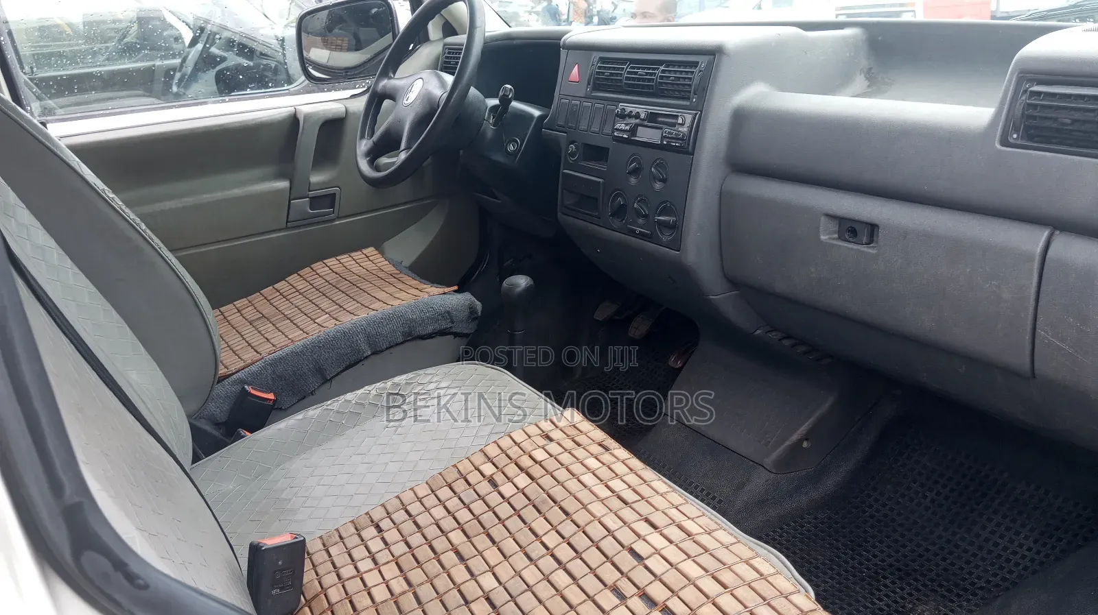 Volkswagen Transporter 2005 White