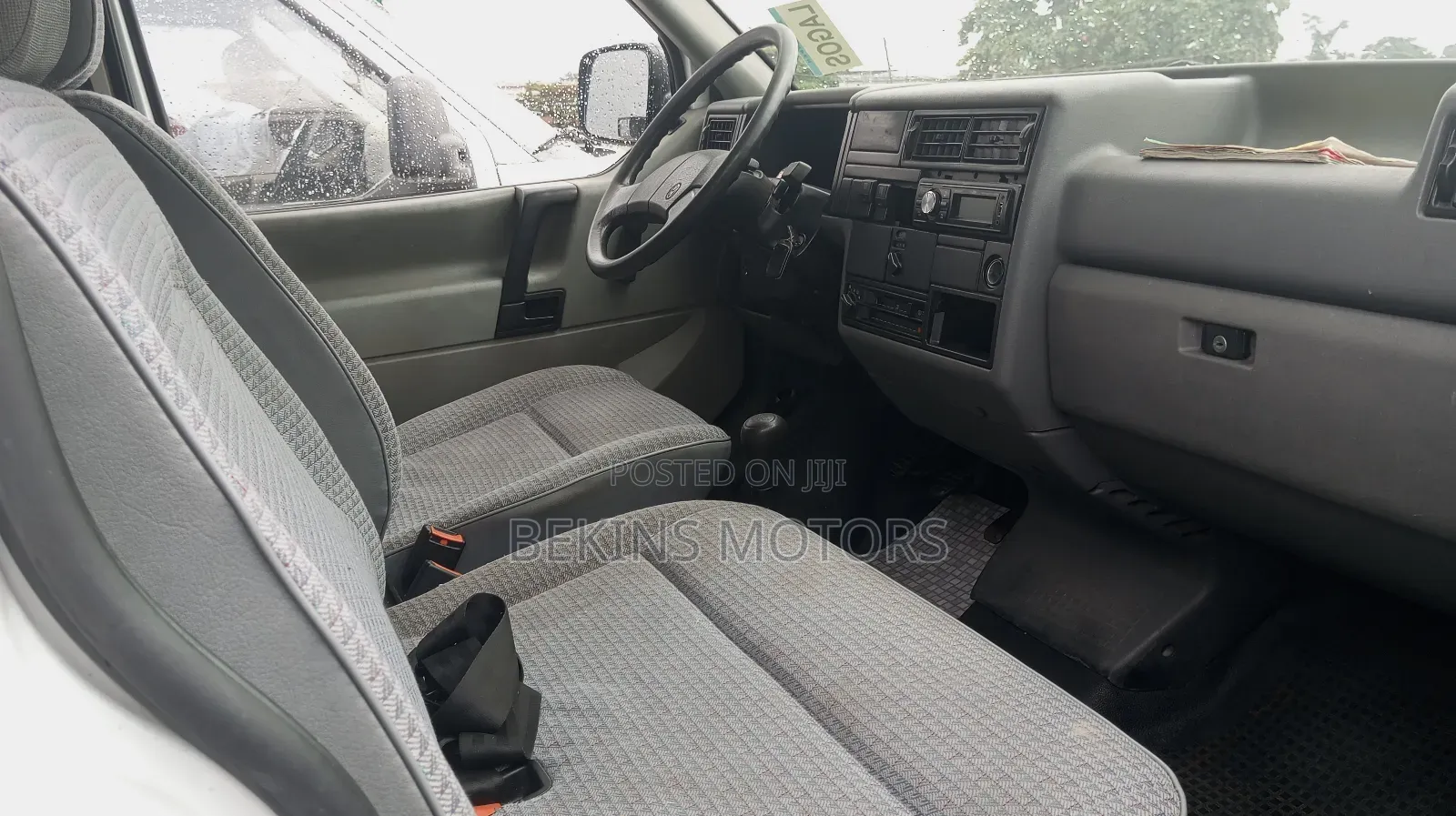 Volkswagen Transporter 2004 White
