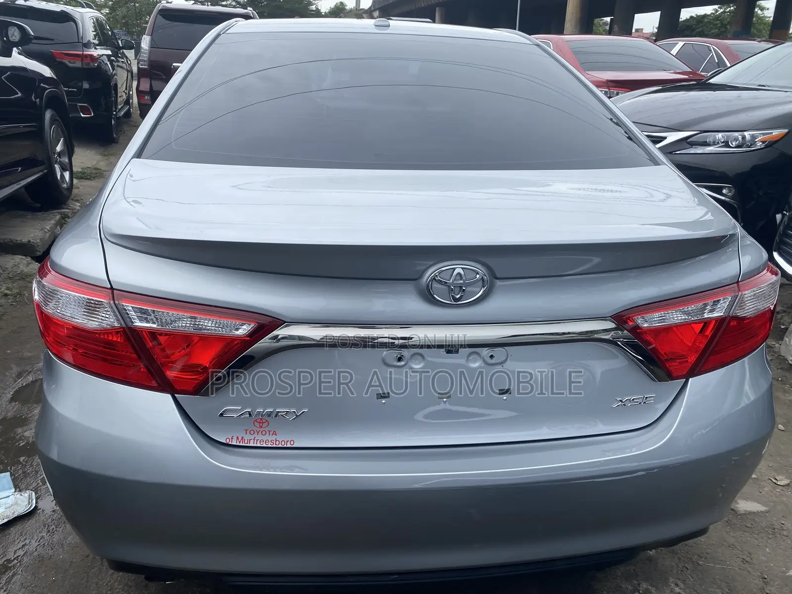 Toyota Camry 2015 Silver