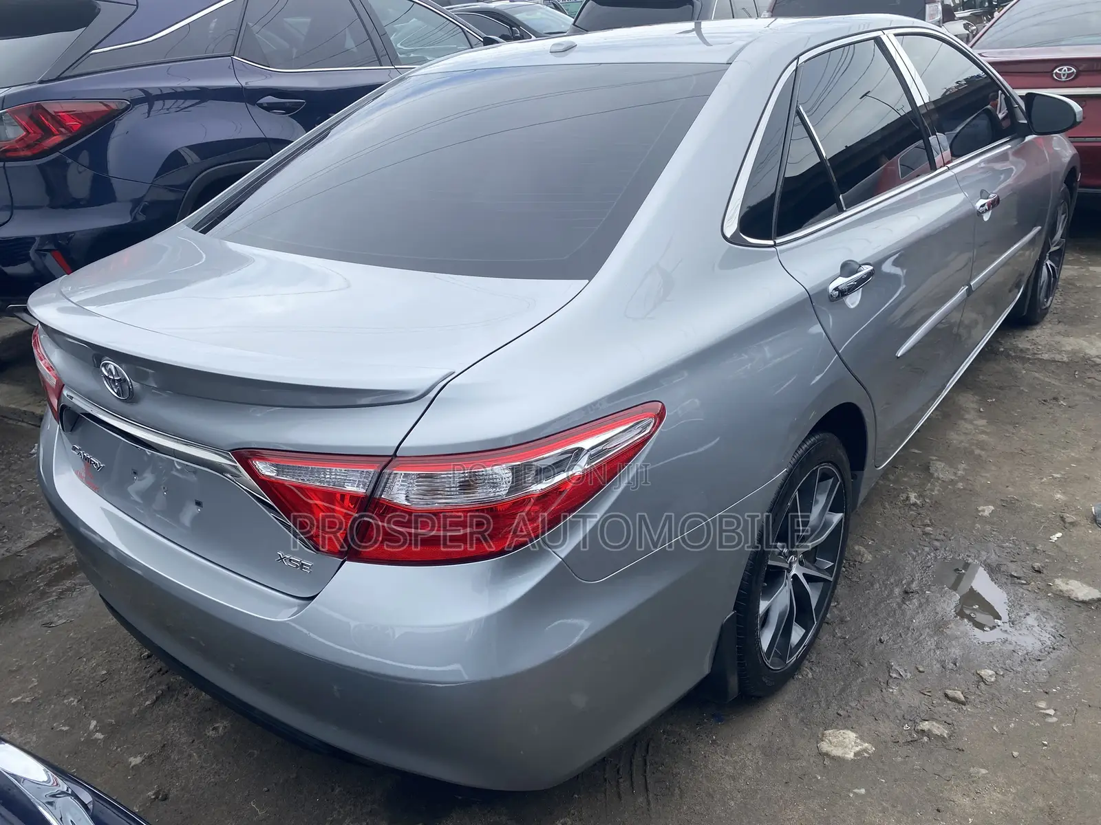 Toyota Camry 2015 Silver