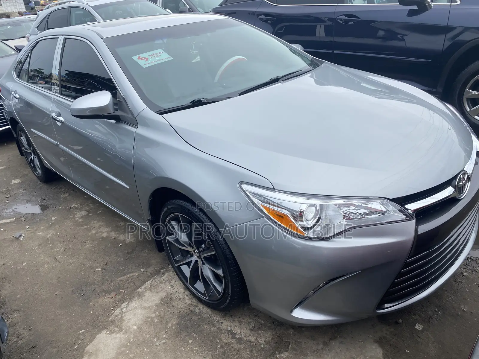 Toyota Camry 2015 Silver
