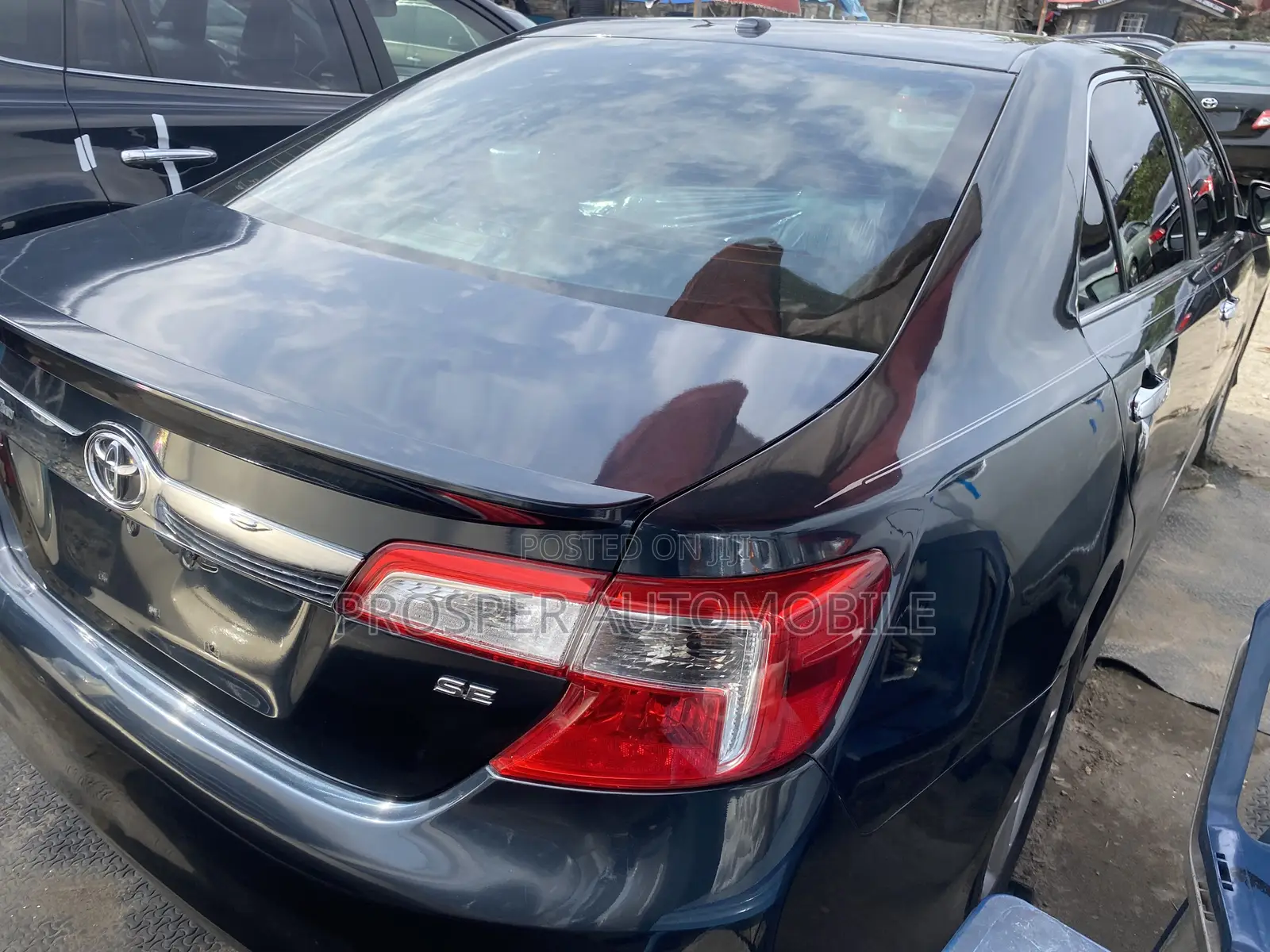 Toyota Camry 2012 Blue