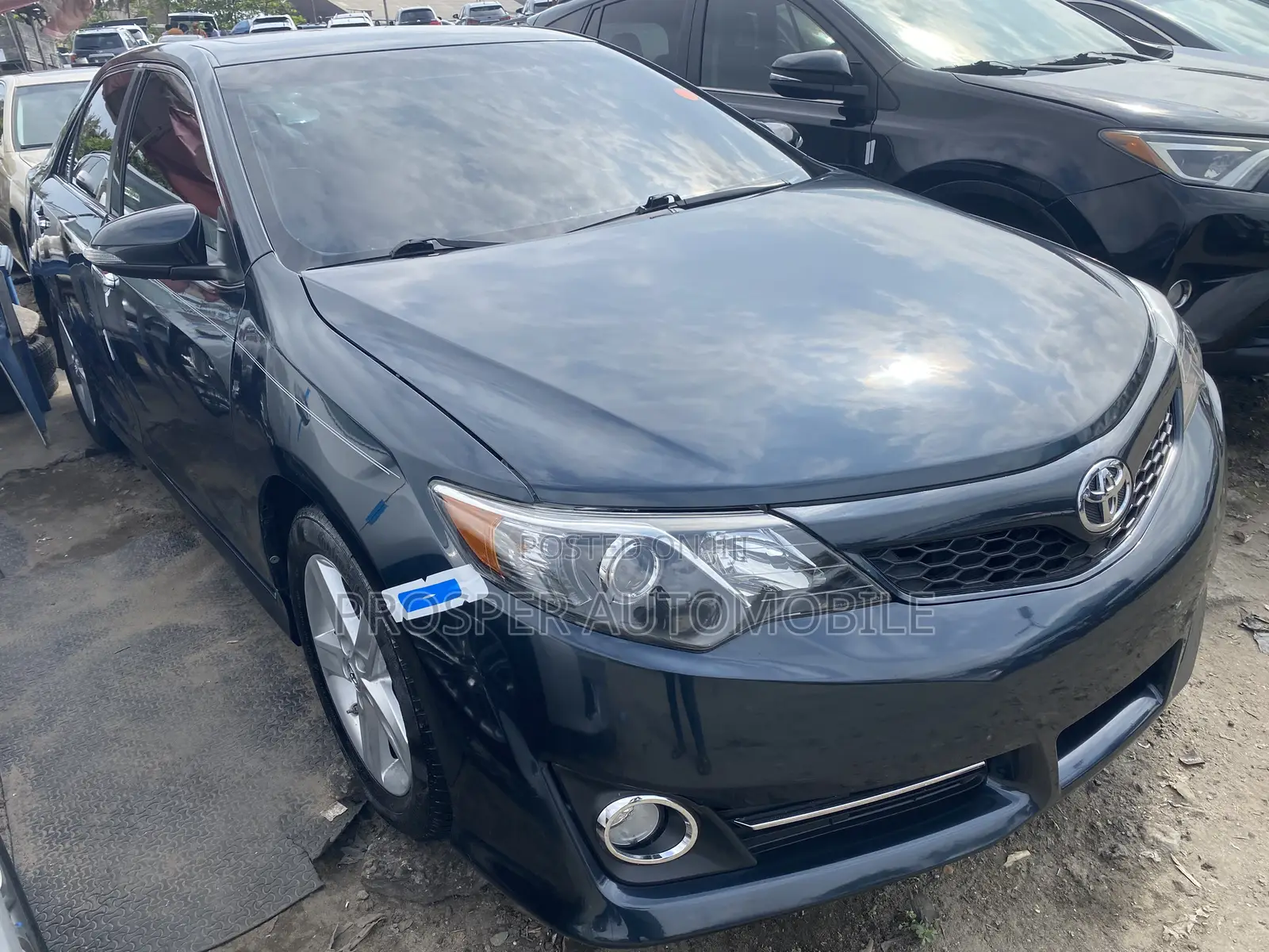 Toyota Camry 2012 Blue