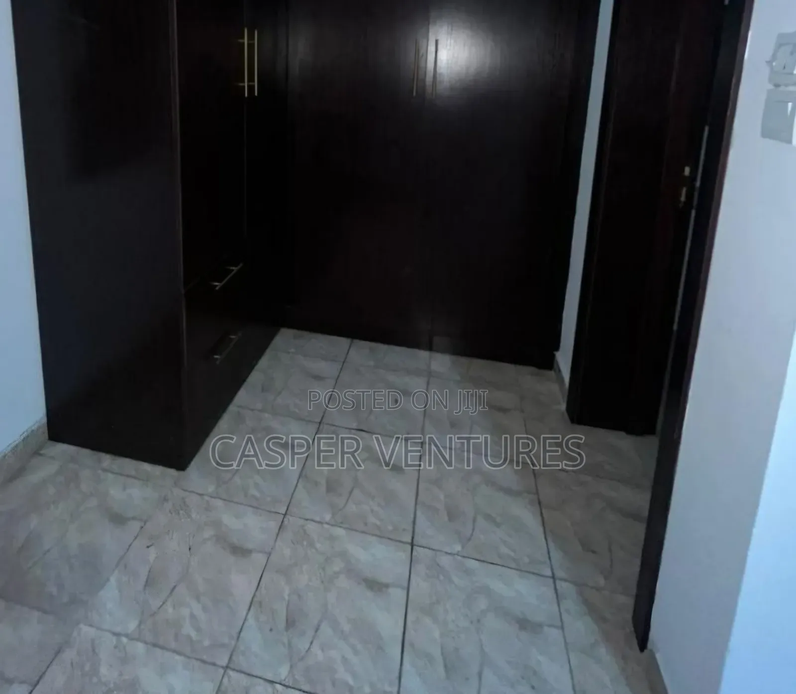 1bdrm Shared Apartment in Dpkay, Lekki Phase 2 for rent