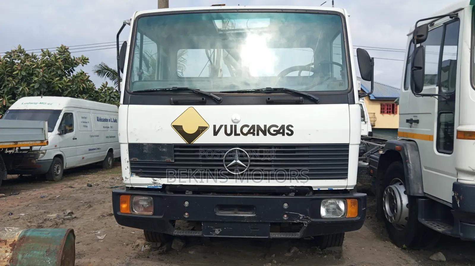 Foreign Used Mercedes-Benz 511d Ayab 6tyres