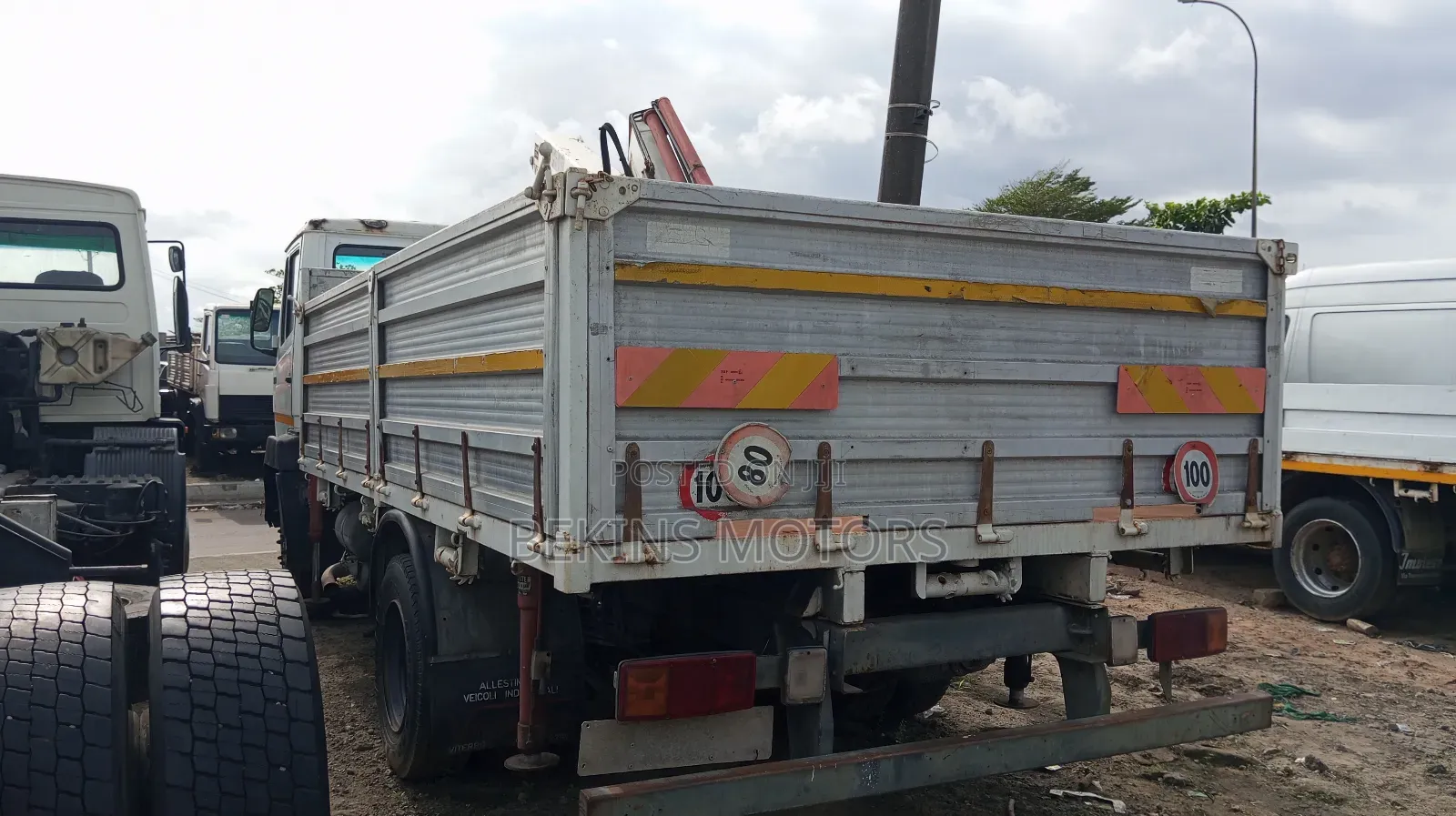 Foreign Used Mercedes-Benz 511d Ayab 6tyres