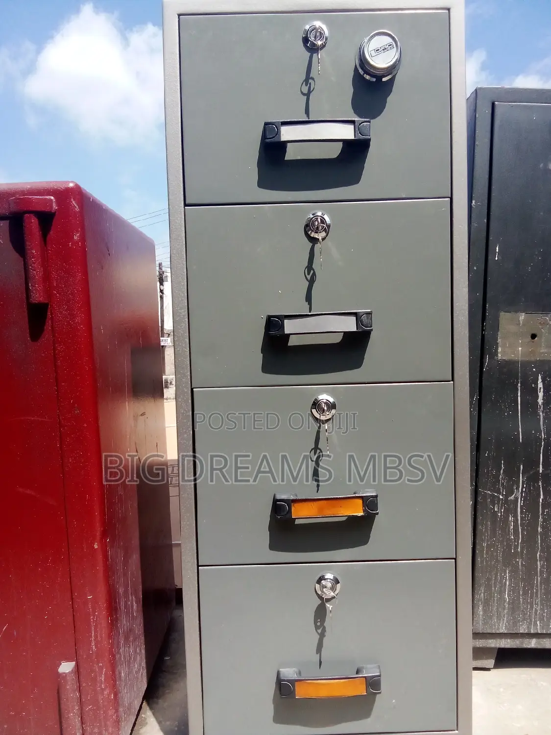Bl Placlstic Handle Ring 4door Fireproof Safe