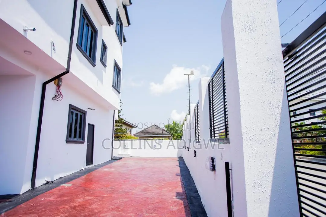 4bdrm Duplex in Osbourne Ikoyi, Osborne Foreshore Estate for sale