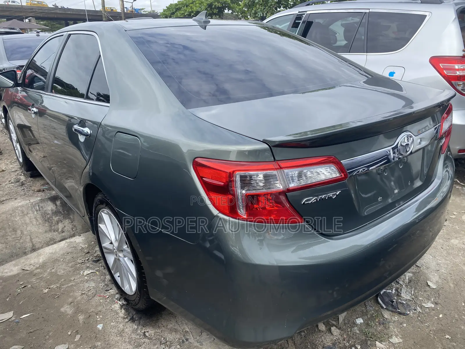 Toyota Camry 2012 Green