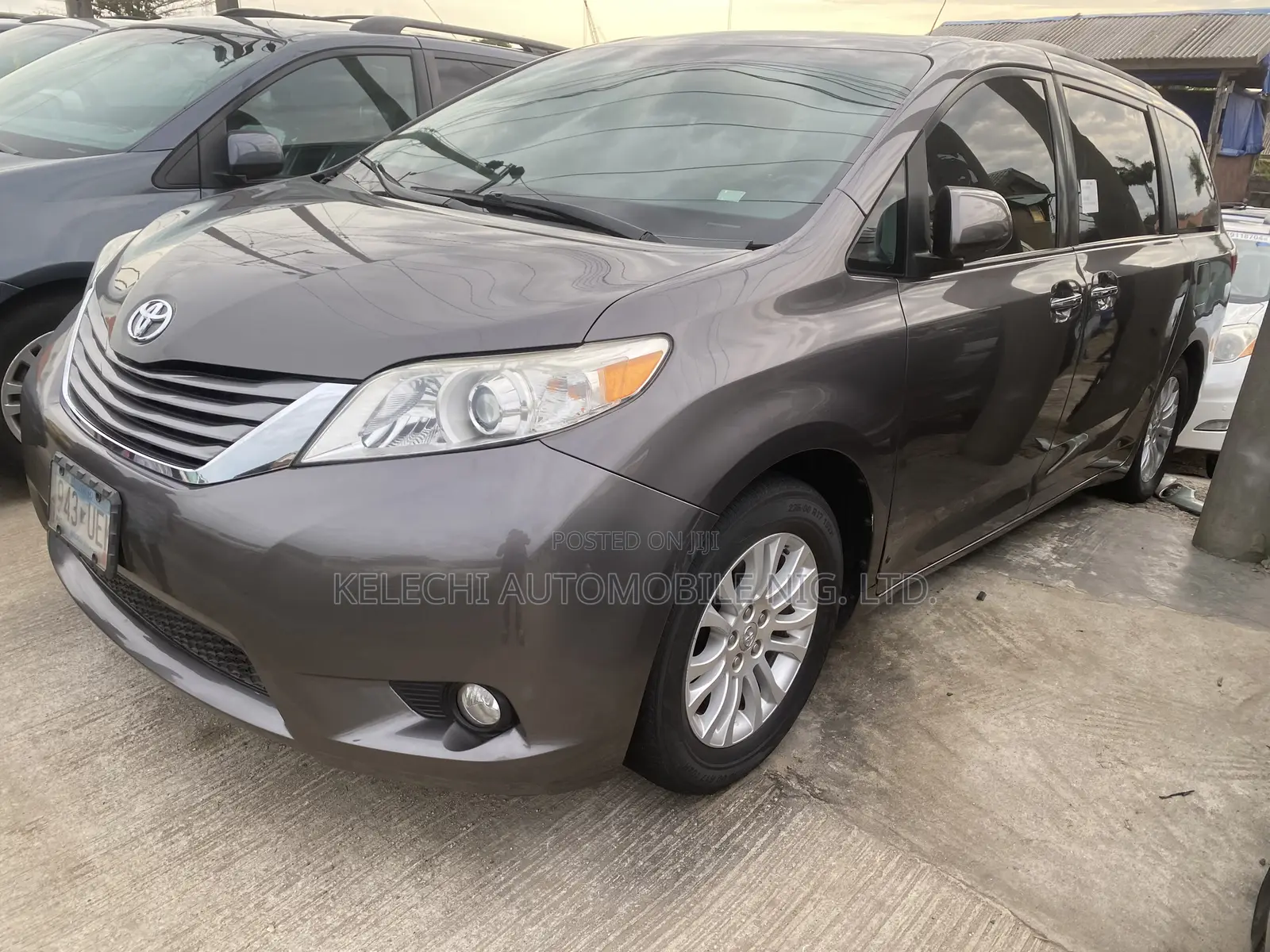 Toyota Sienna 2015 Gray