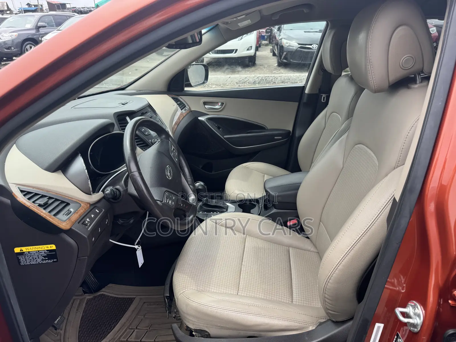 Hyundai Santa Fe 2015 Orange