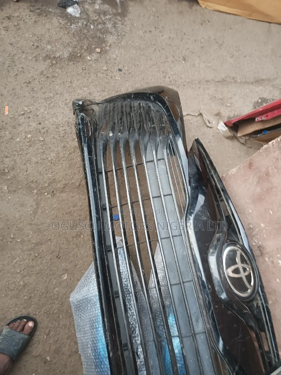 Complete Front Bumper Camry 2018 LE