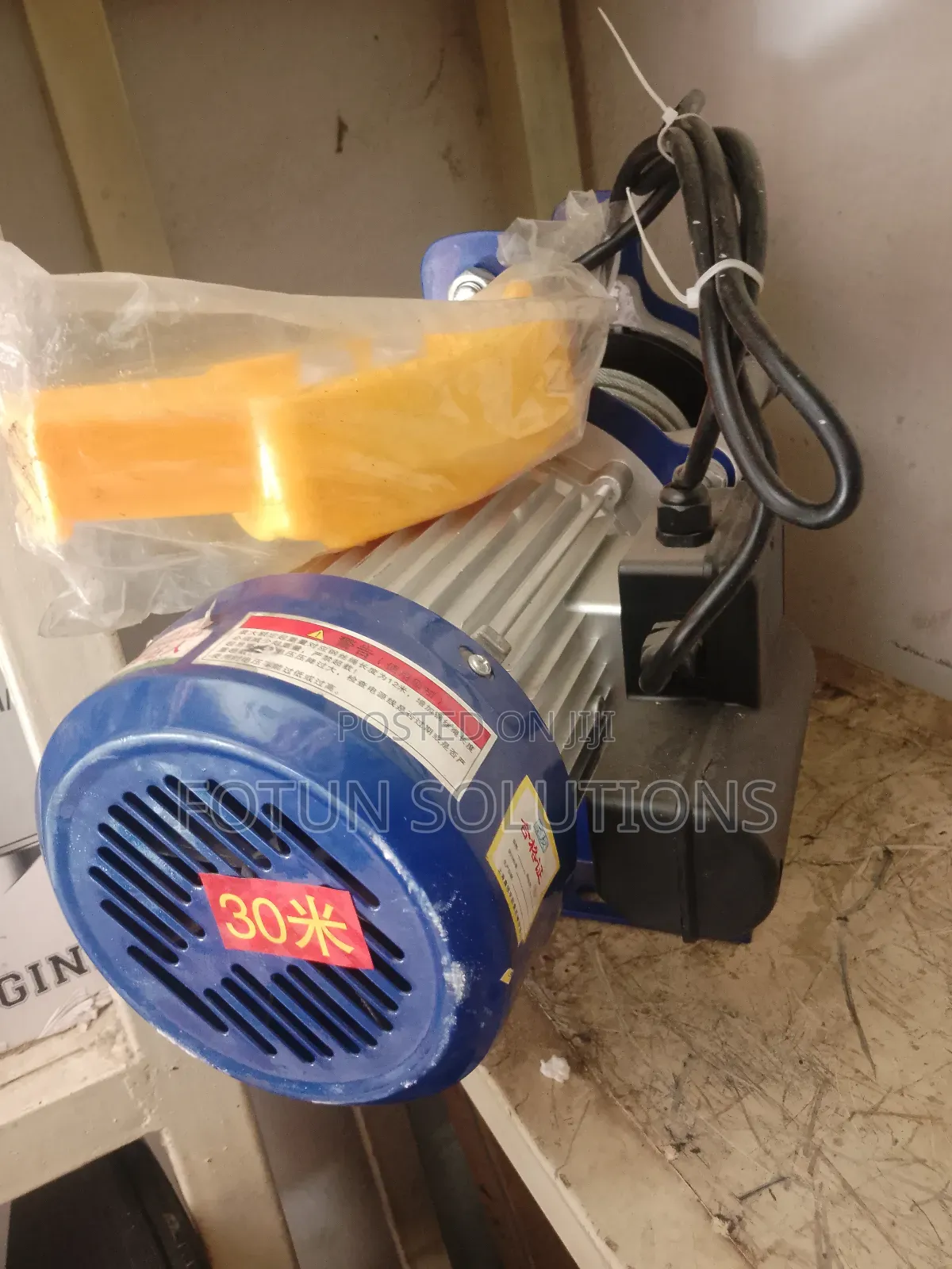 Electric Winch With Traveller