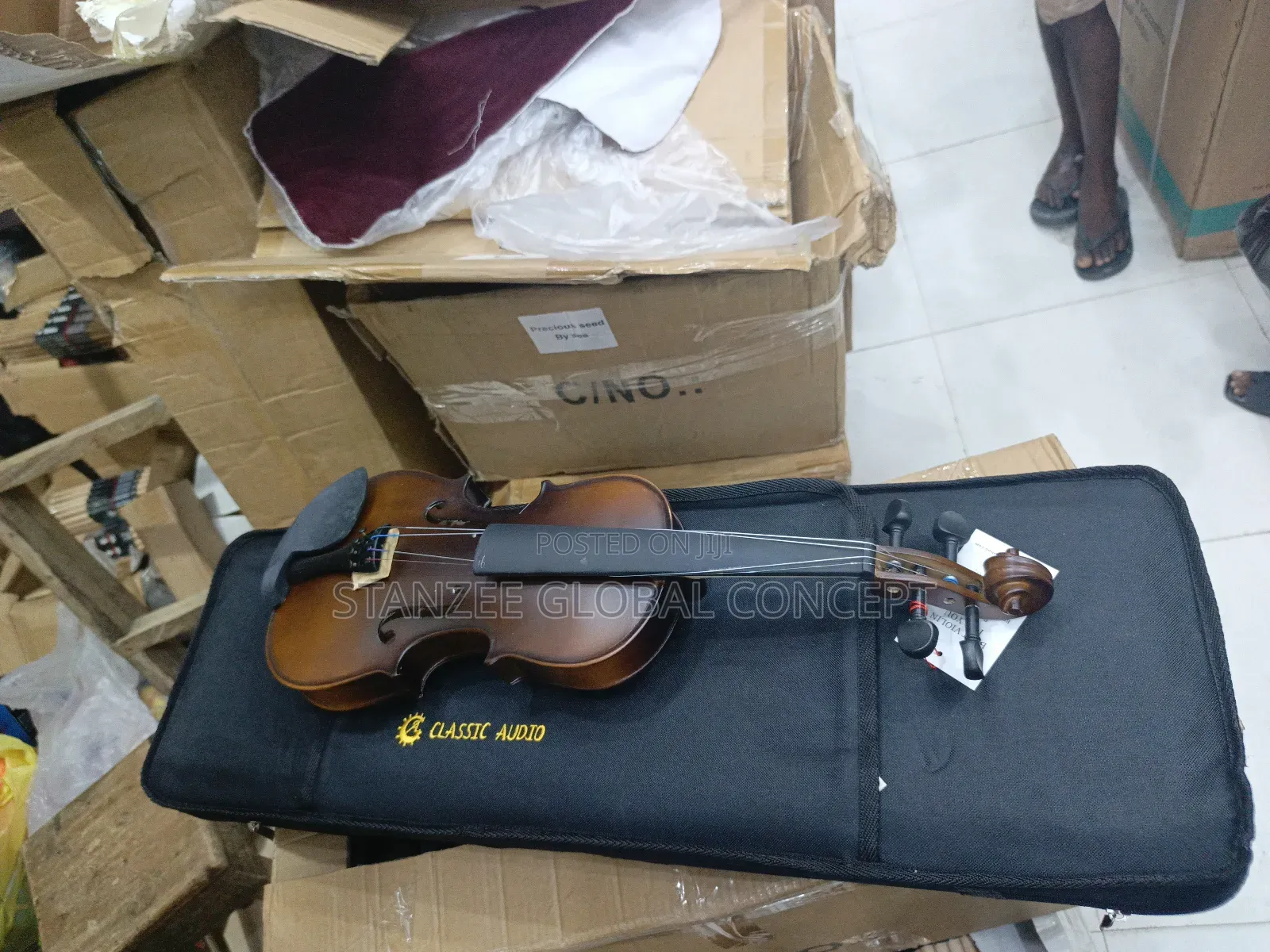 Classic Audio 4/4 Violin With 2bow 2rosin