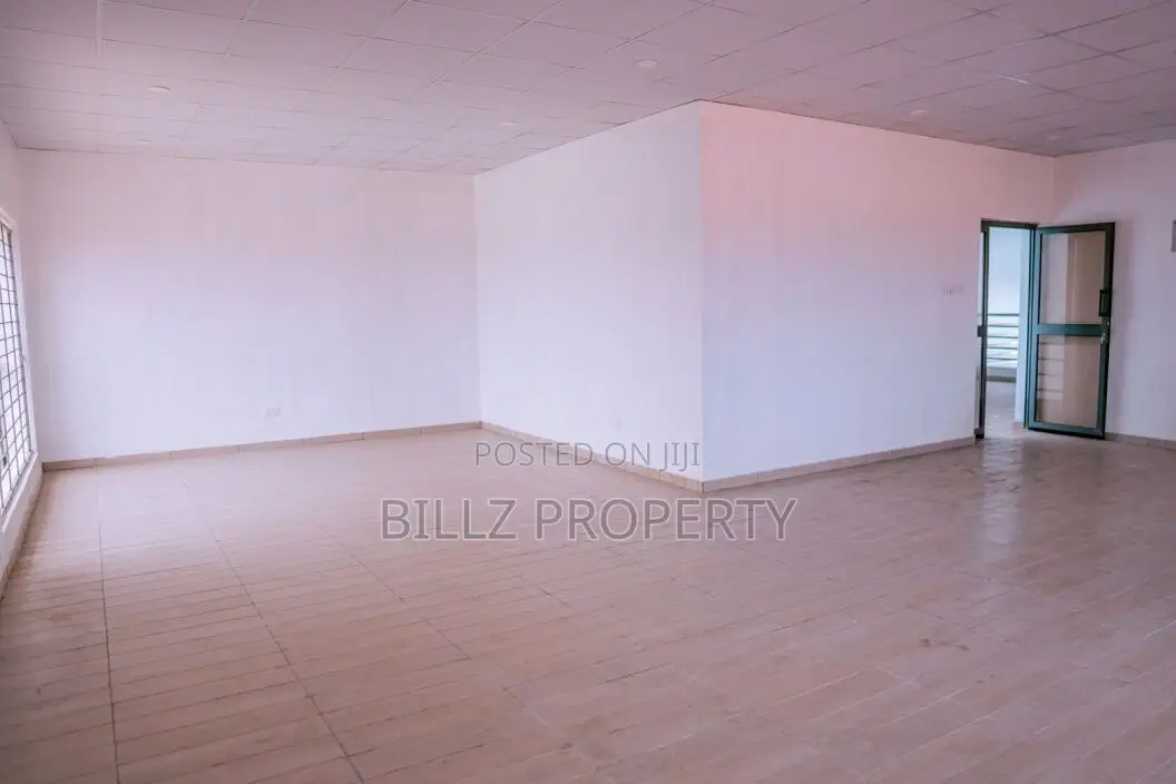 A Commercial Shop for Rent on a Busy Expressway
