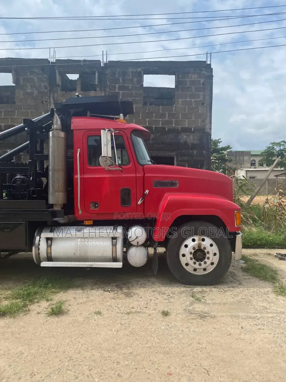 Clean Used Multi Purpose Trailer Head/ Towing Van