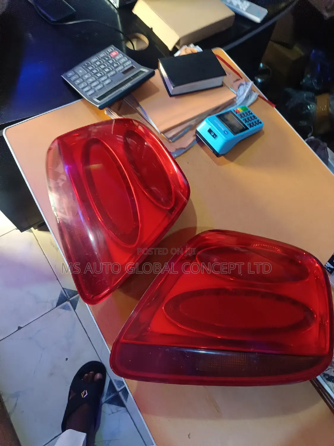 Bentley GT 2009 Back Light