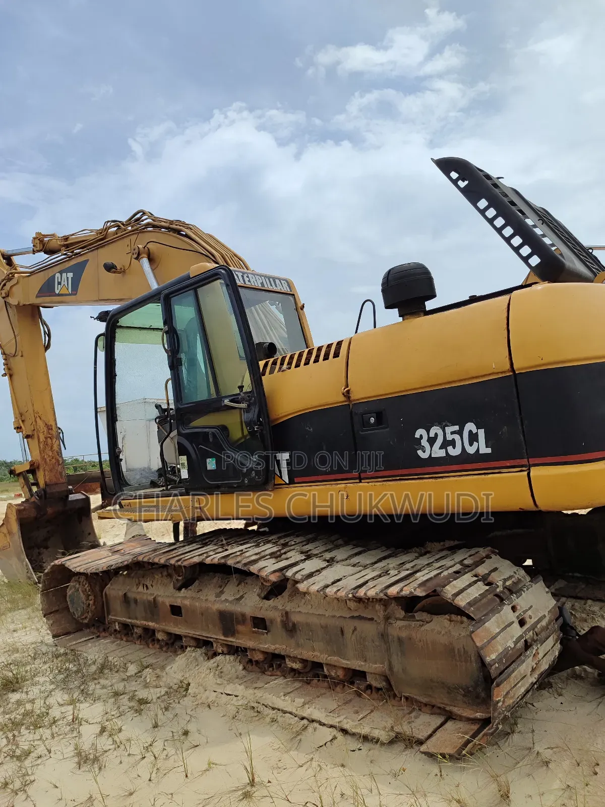 325cl Excavator With Hammer Linenigerian Used