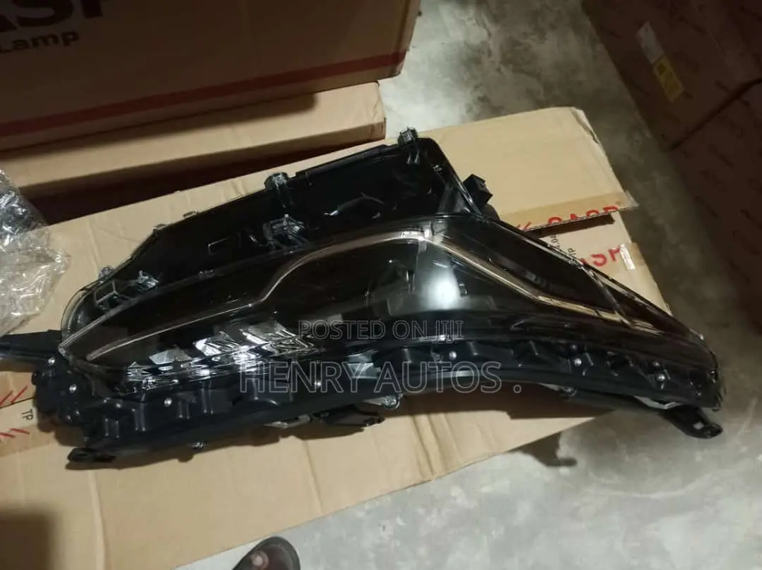 Headlamp Fortuner 2022