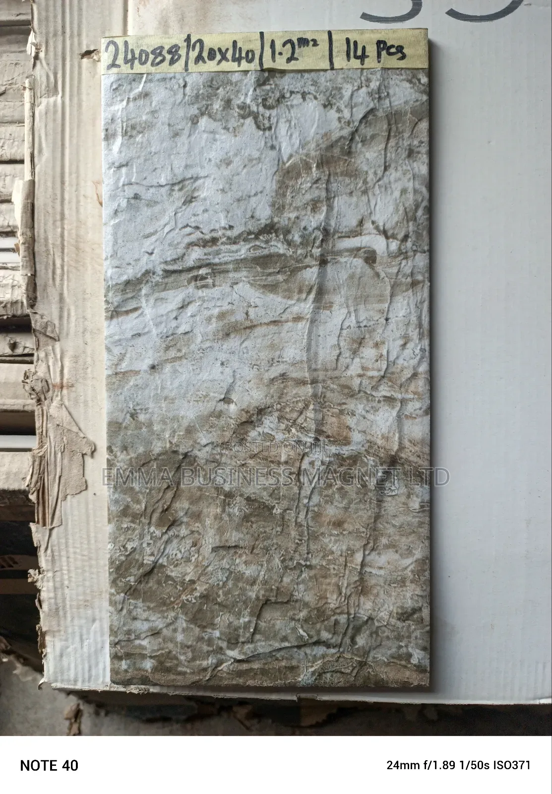 20x40 High Quality China Outside Wall Tiles.
