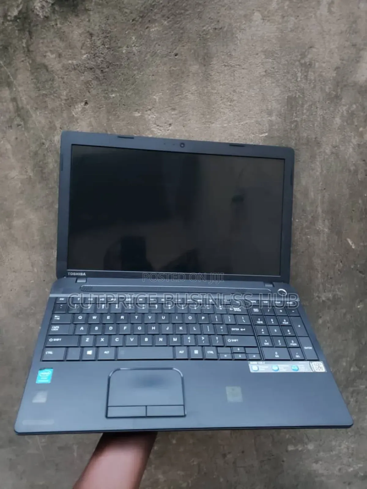 Laptop Toshiba Satellite C55 4GB Intel Pentium HDD 320GB
