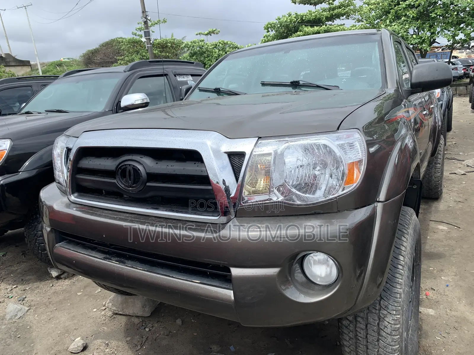 Toyota Tacoma Double Cab V6 Automatic 2011 Gray