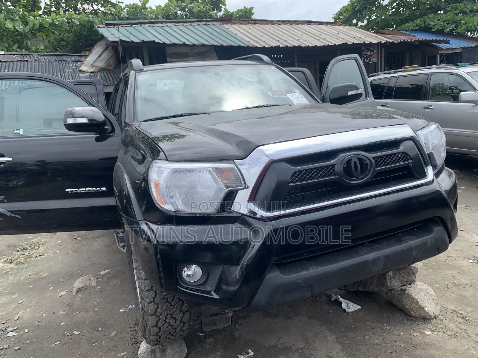Toyota Tacoma 2014 Black