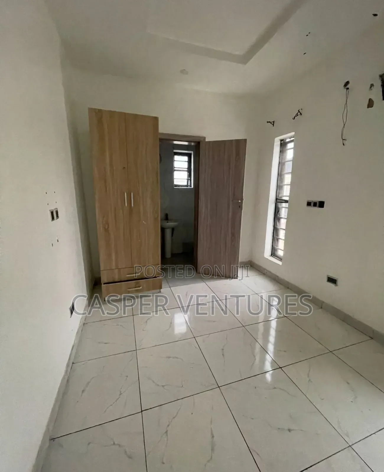 4bdrm Townhouse / Terrace in Ikota Villa for rent