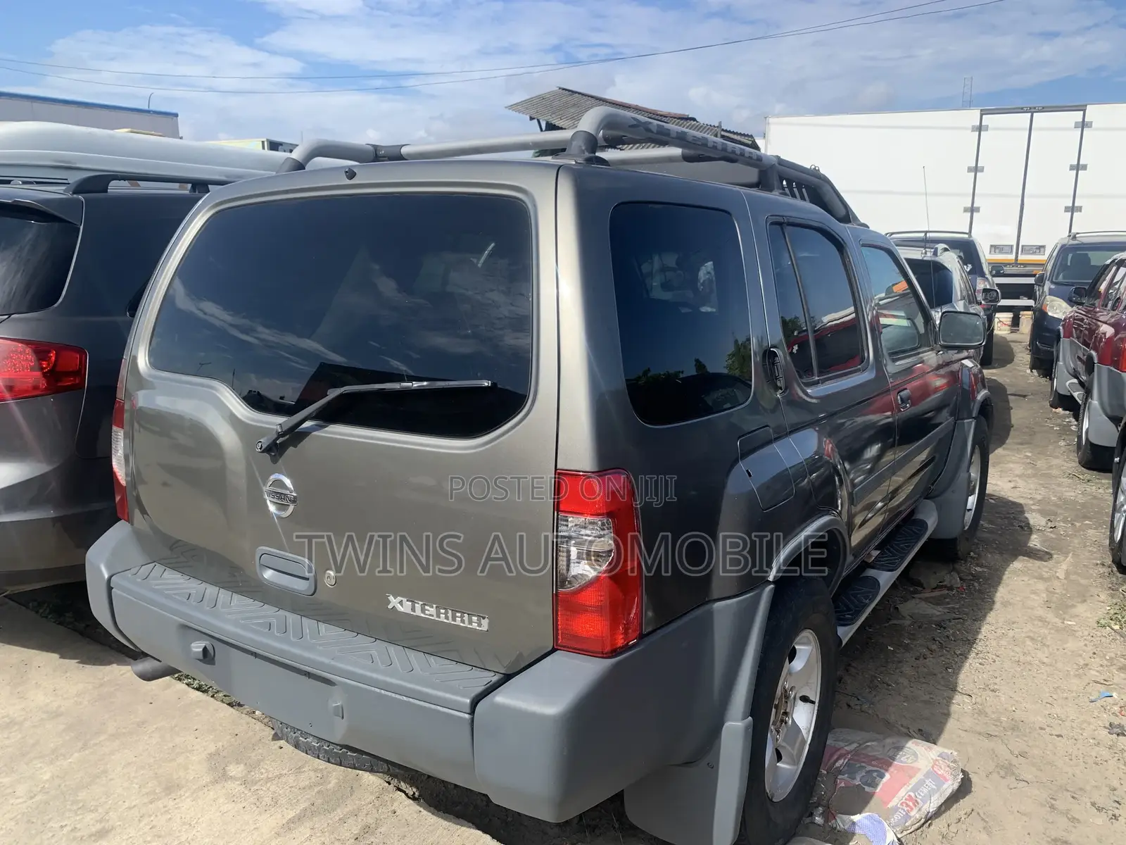 Nissan Xterra Automatic 2004 Gray