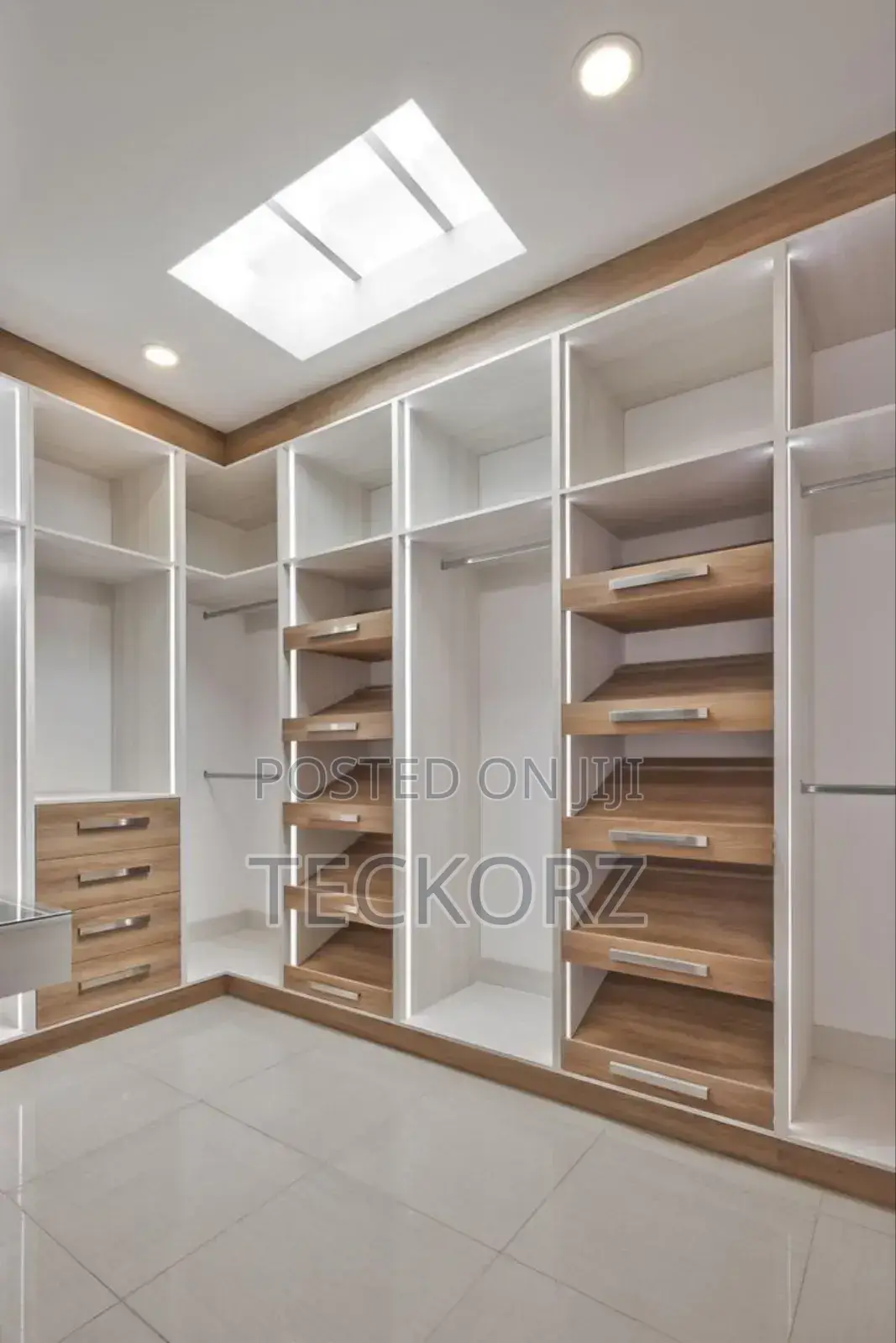 Walk in Closet With LED Dressing Mirror