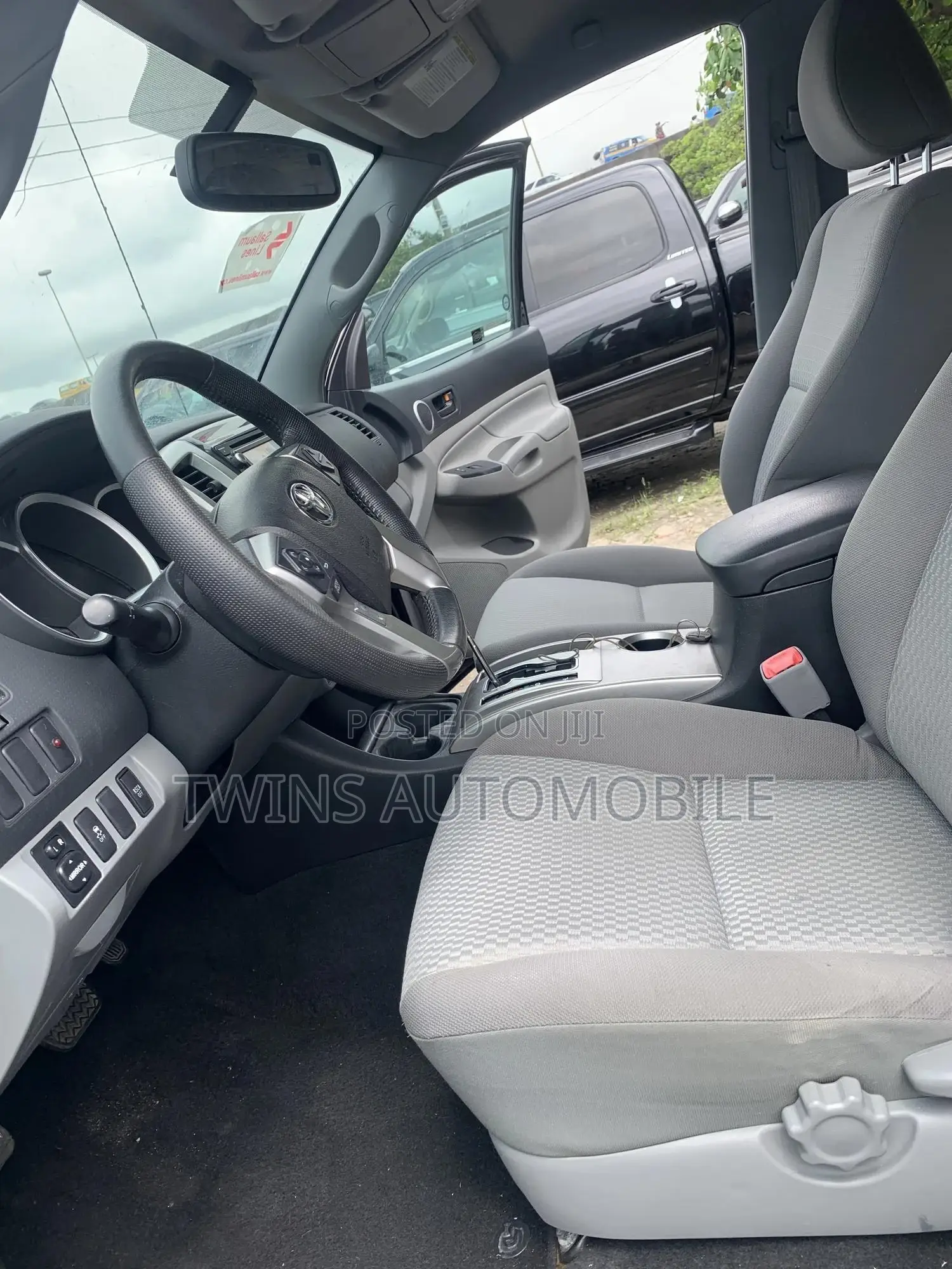 Toyota Tacoma 2014 Black