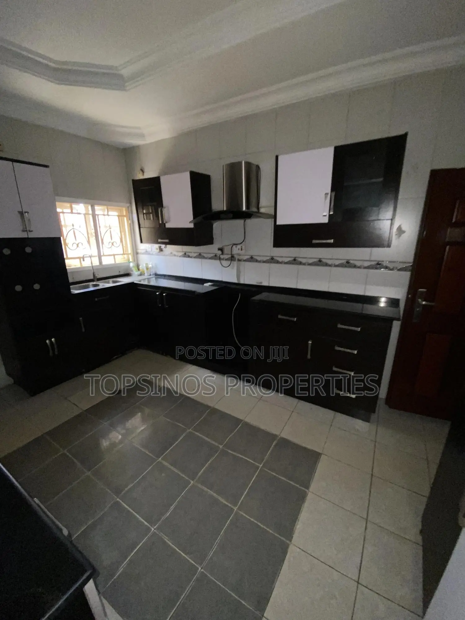 3bdrm Bungalow in Dawaki for rent