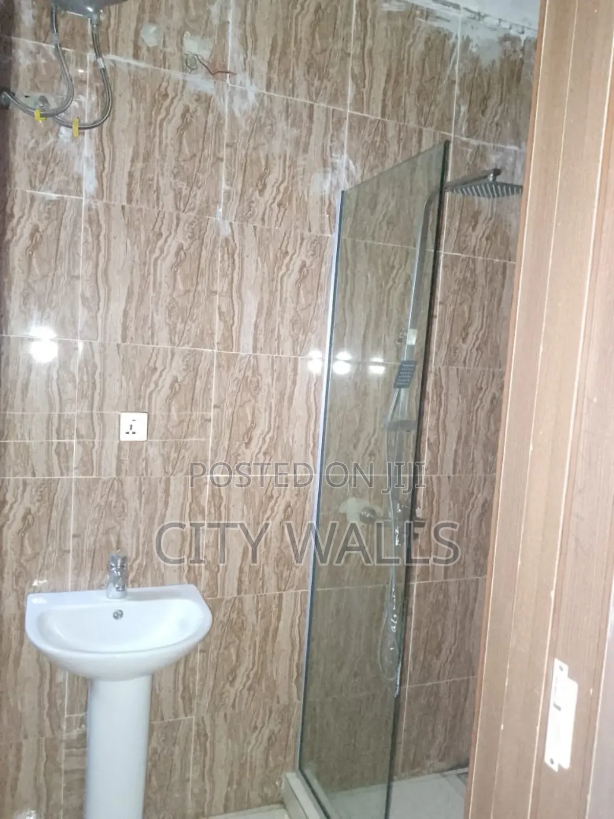 Mini Flat in Lekki for sale