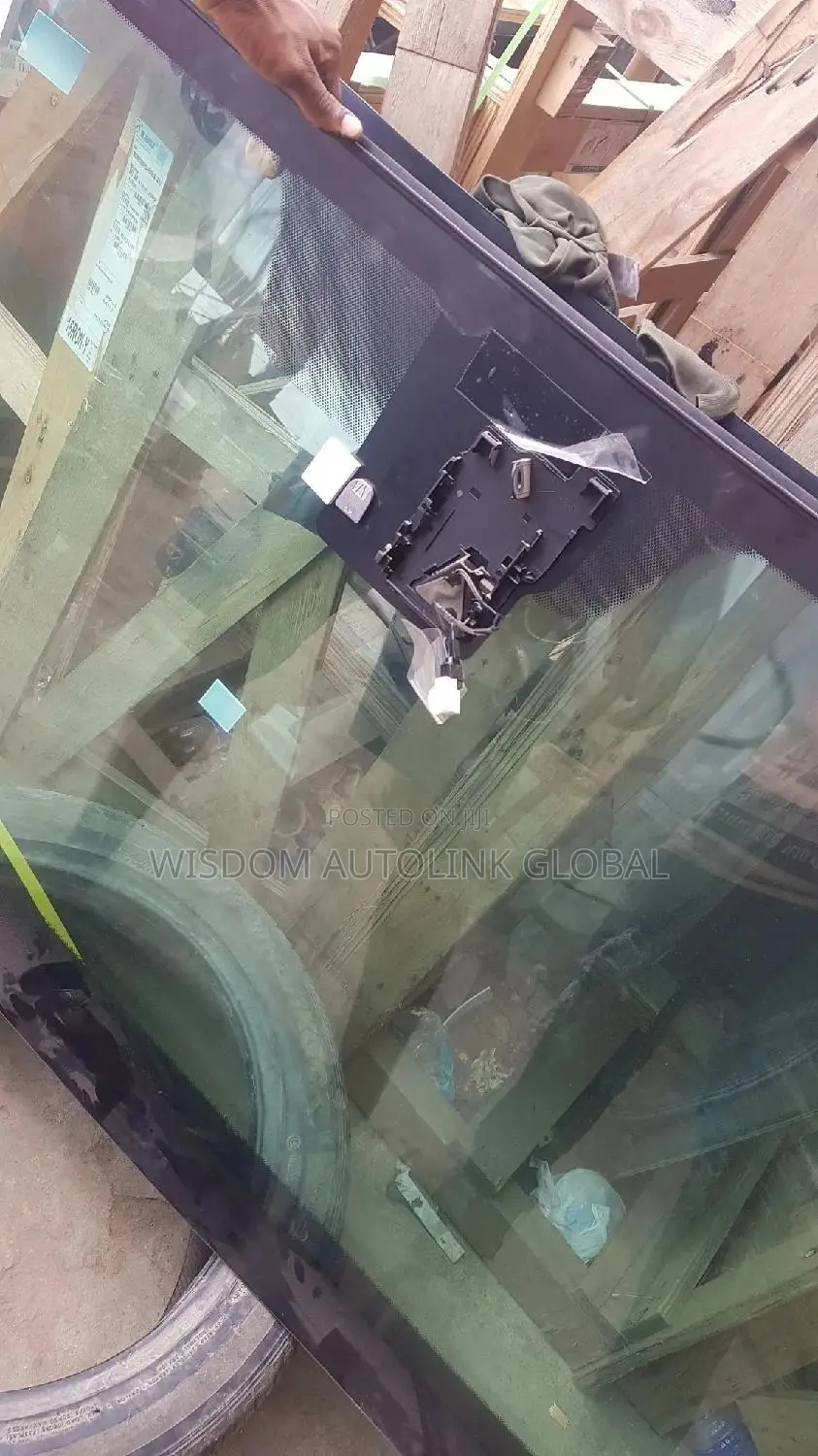 Windscreen Glass for Toyota Tundra 2015 to 2019 + Others