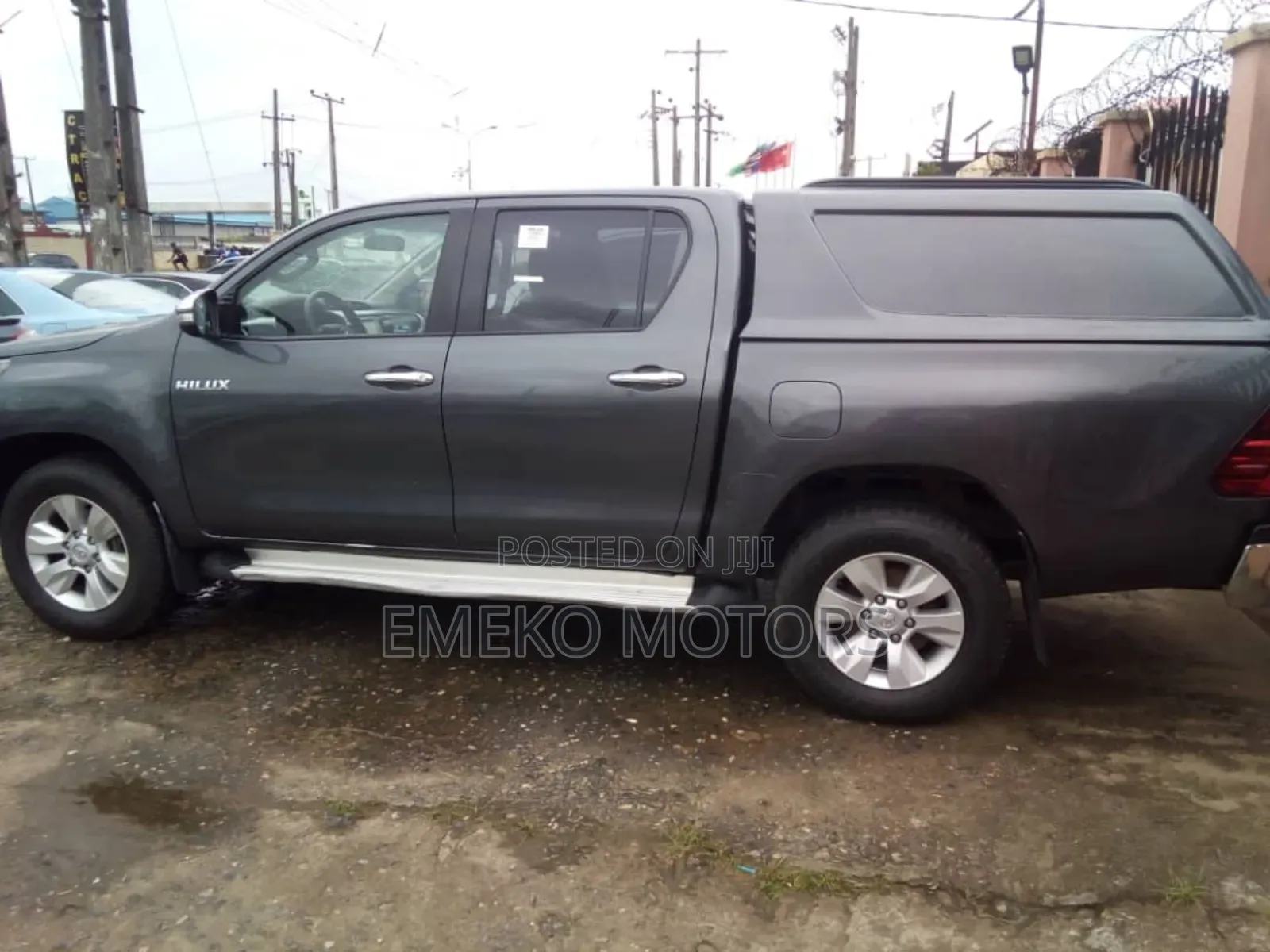 Toyota Hilux 2018 Gray