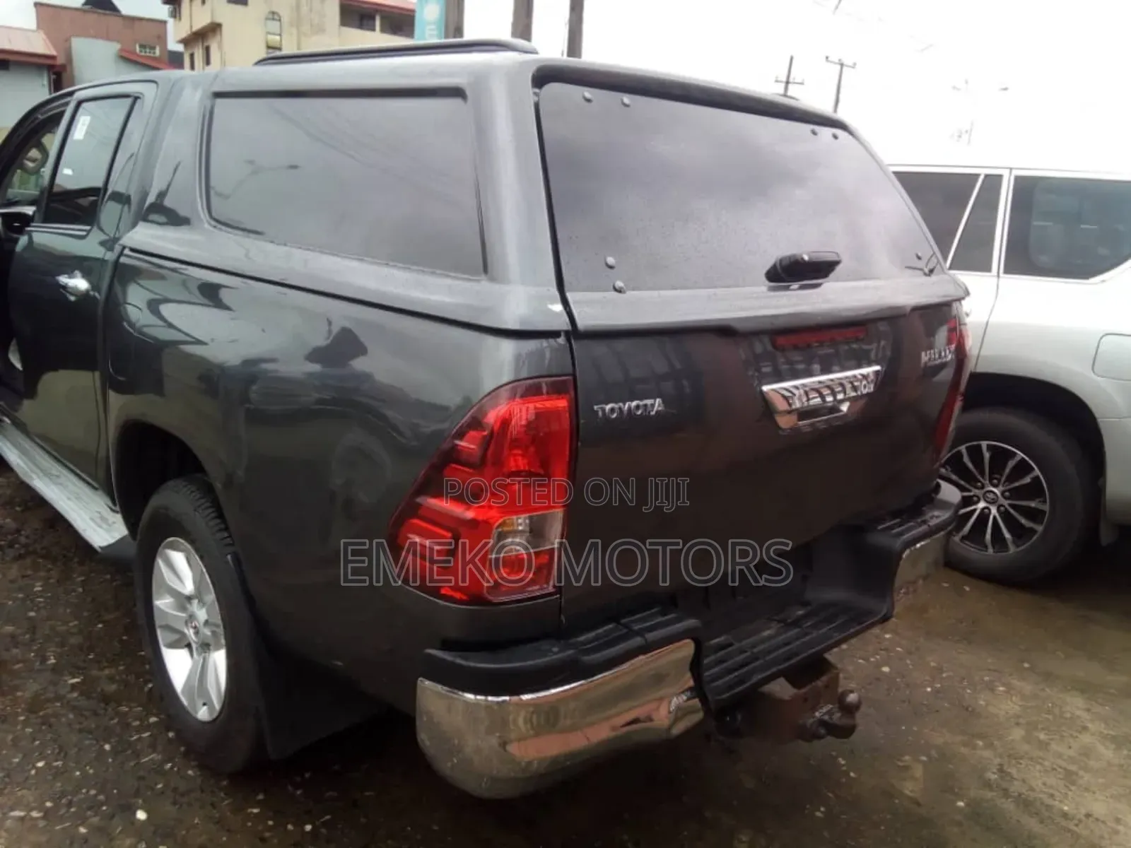 Toyota Hilux 2018 Gray