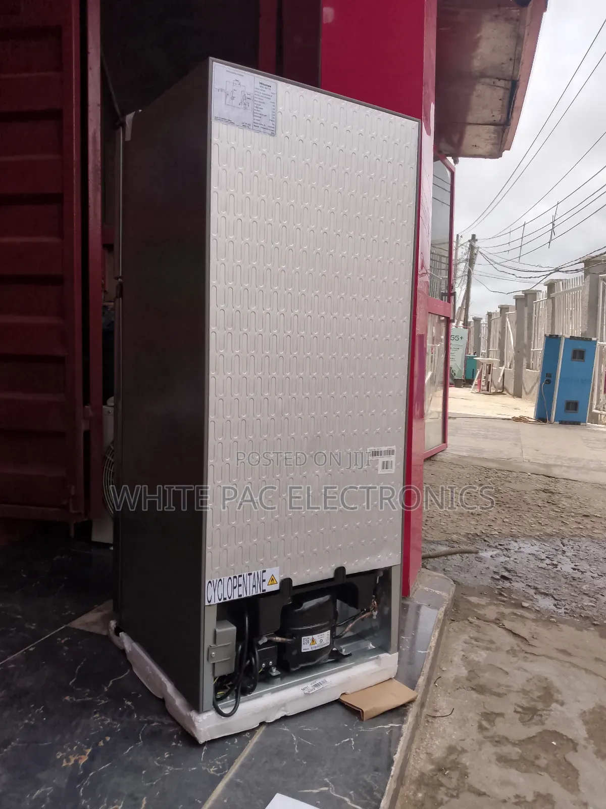 Hisense 124_litre Double Door Freezer / Fridge Fast Freezer