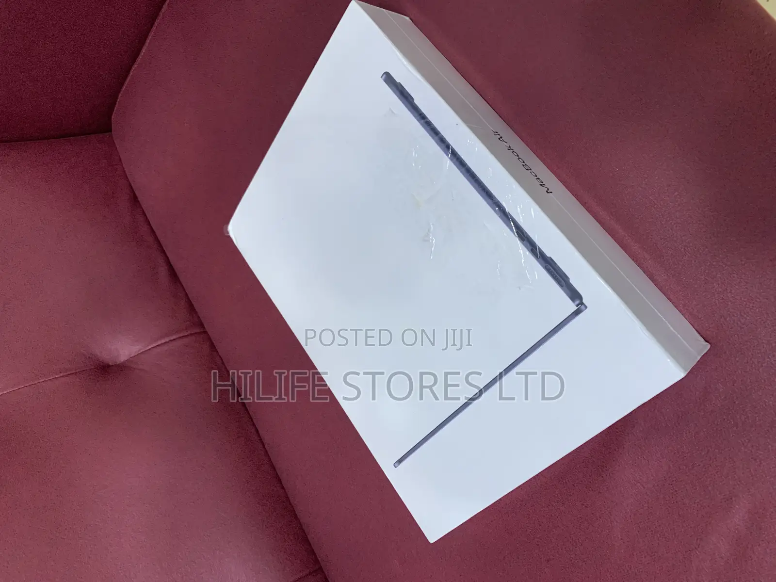 New Laptop Apple MacBook Air 2022 M2 8GB Apple M2 SSD 256GB