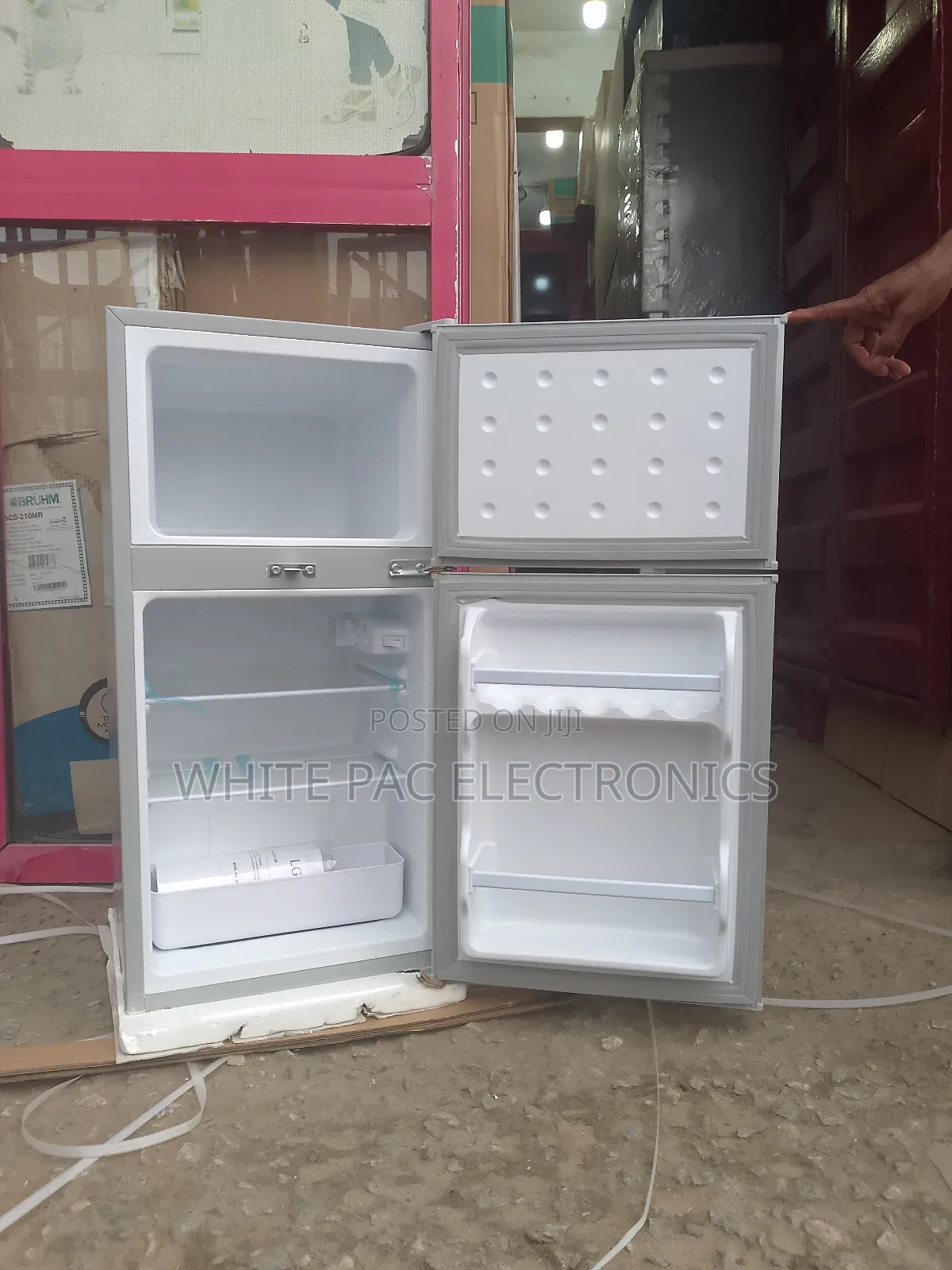 LG Refrigerator 110_litres Double Door Freezer / Fridge 2yrs