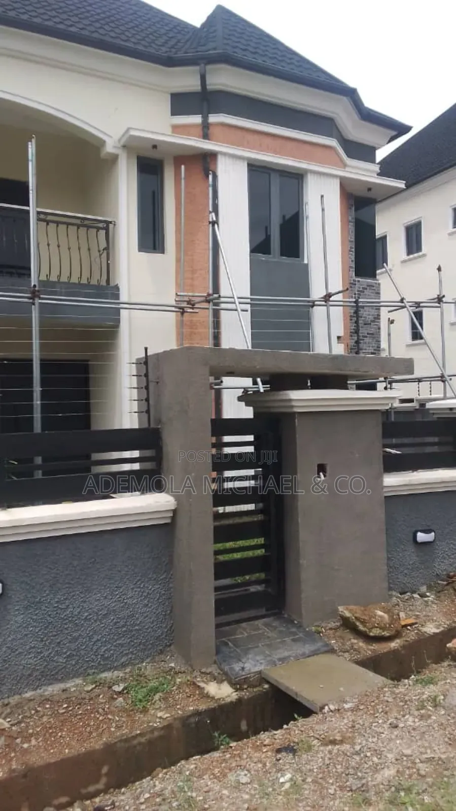 5bdrm Duplex in Wuye 5 Bedroom for sale