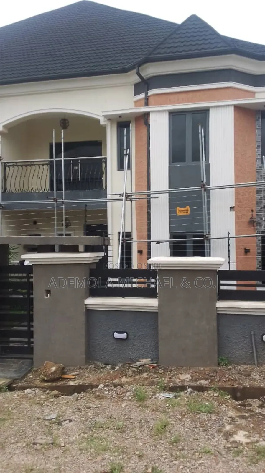 5bdrm Duplex in Wuye 5 Bedroom for sale