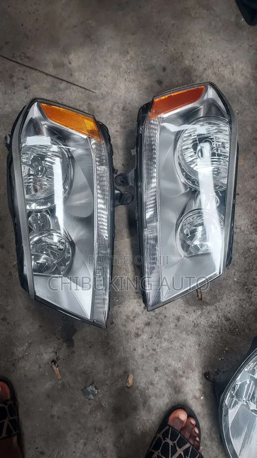 Headlight Dodge Avenger 2008/2010