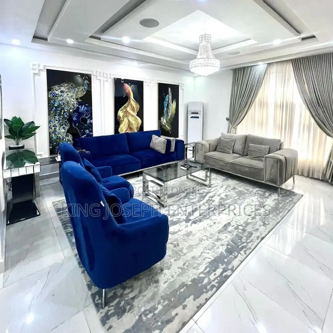 Star Luxury 2 Bedroom Apartment Jahi