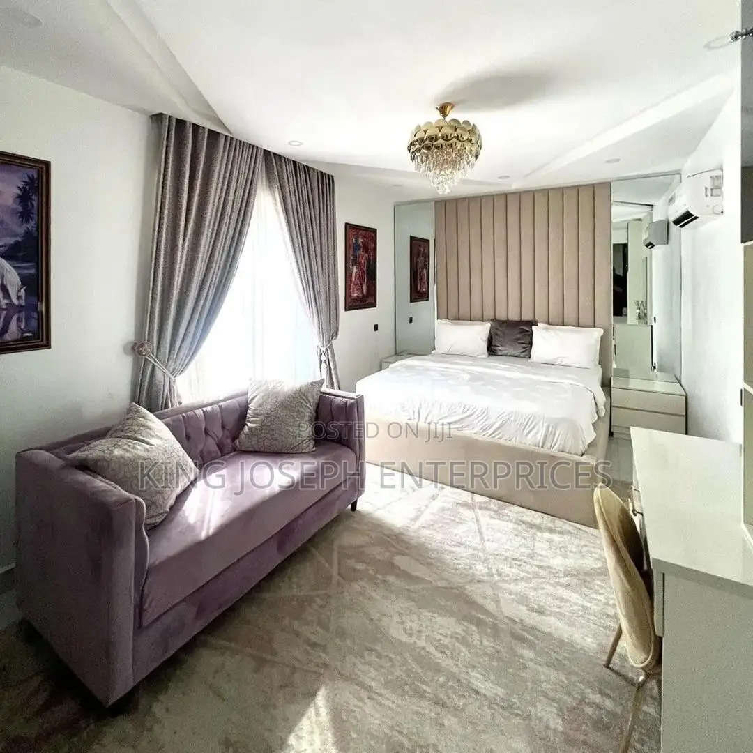 Star Luxury 2 Bedroom Apartment Jahi