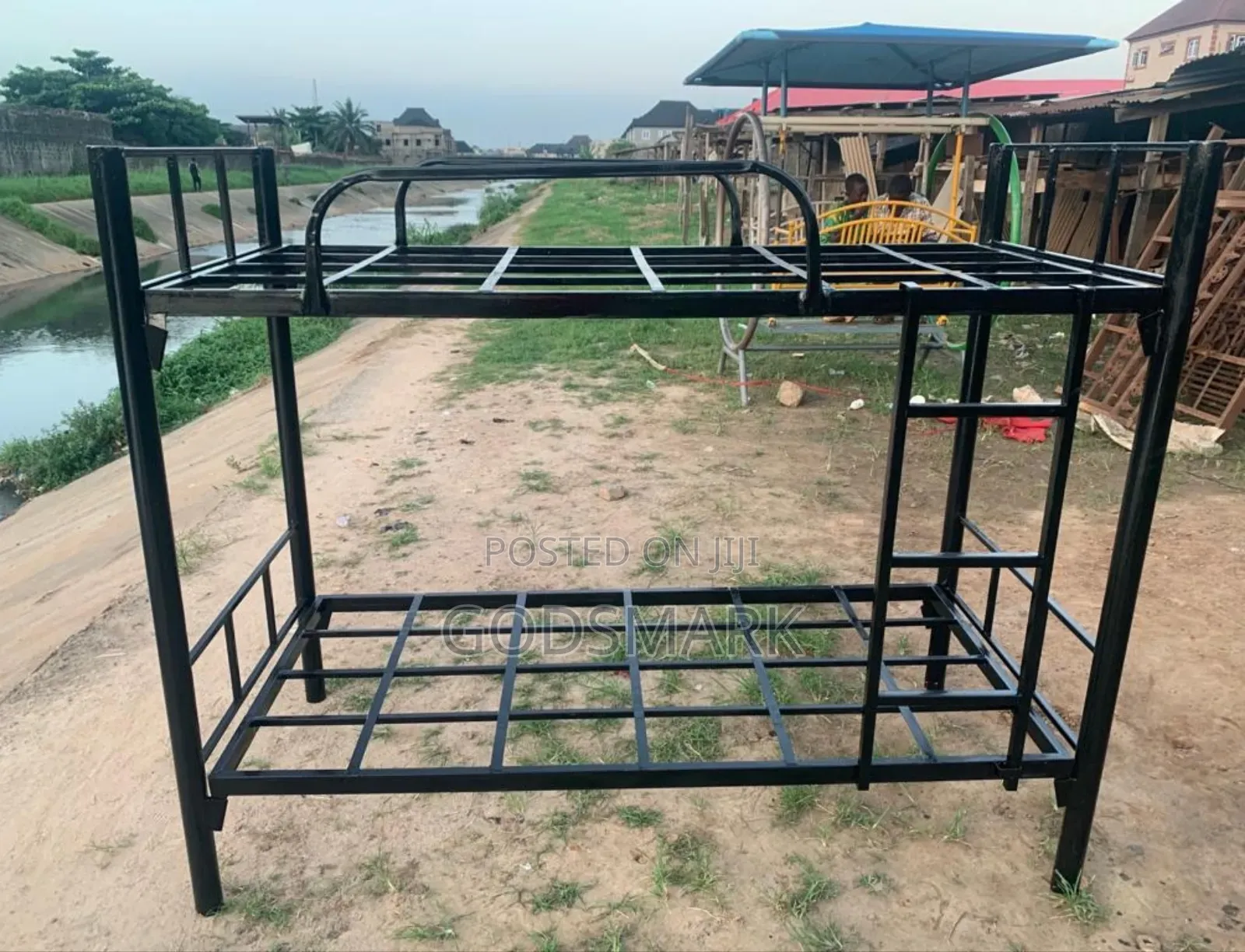 Detachable Metal Bunk Bed Staff Room 6*3 Feet.