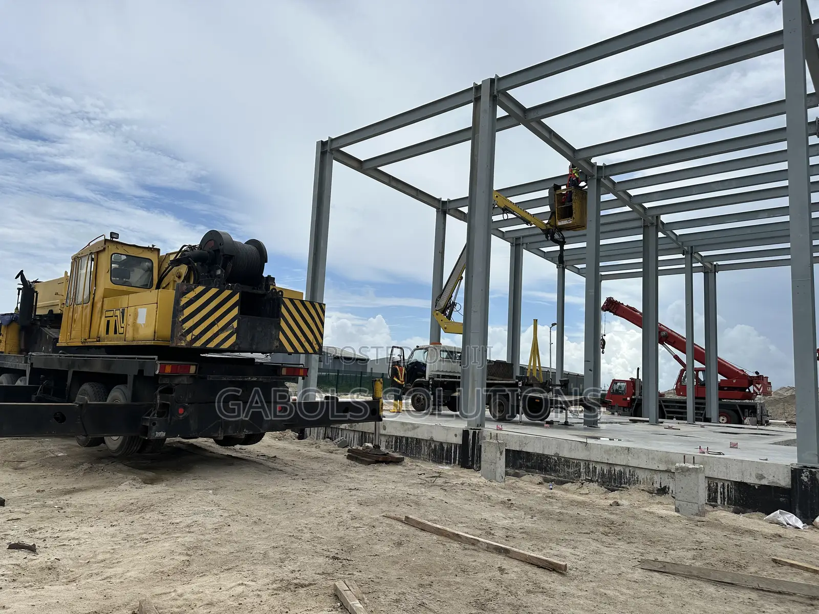 Steel Fabrication and Errection Services