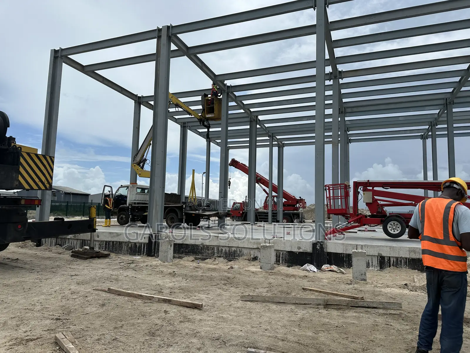 Steel Fabrication and Errection Services