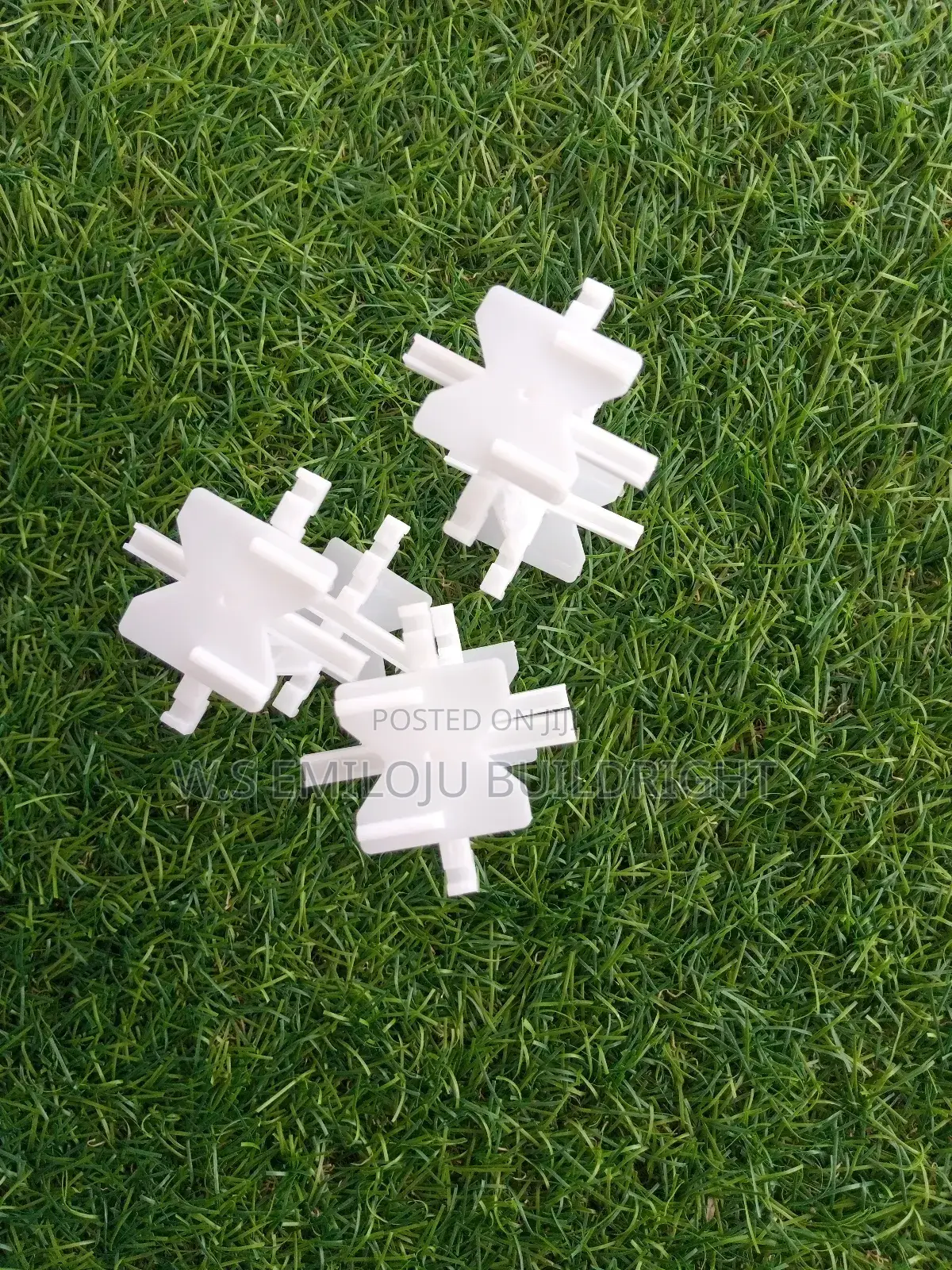 Glass Block Spacer for Sitting Glass Block