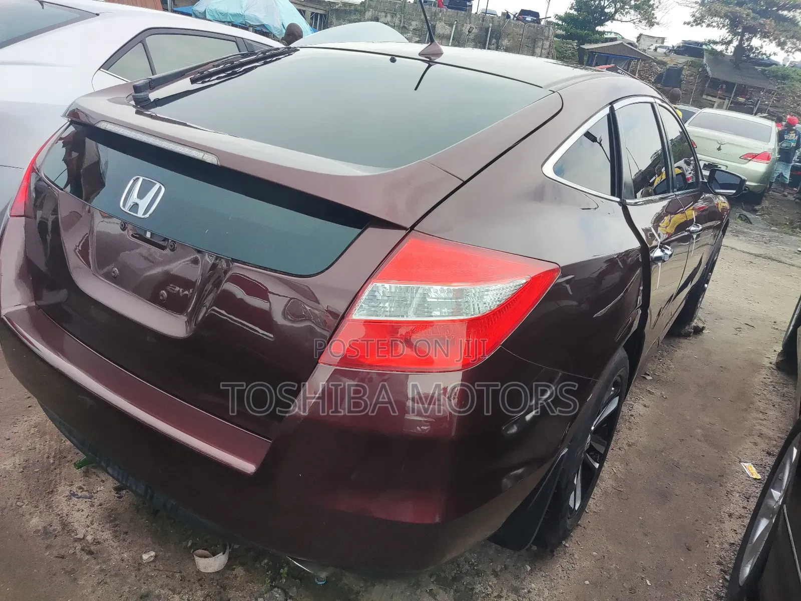 Honda Crosstour 2012 Red